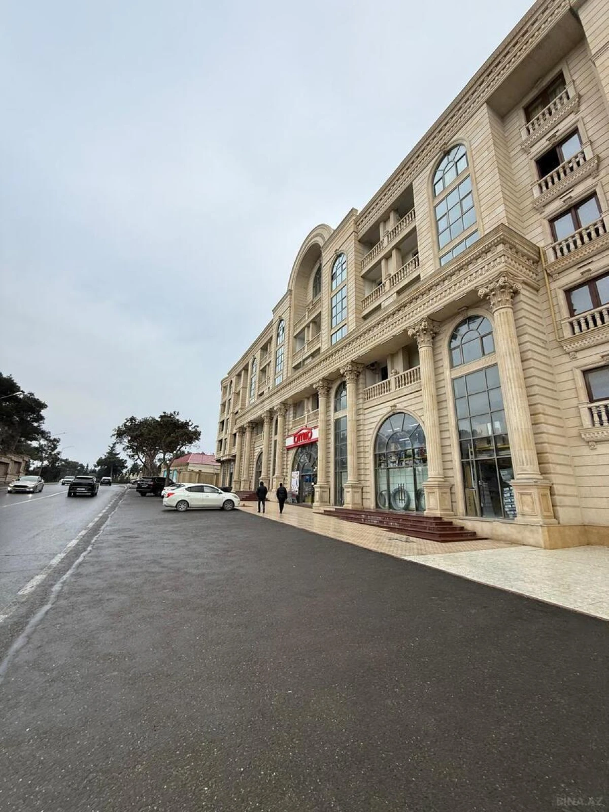 Satılır 2 otaqlı mənzil 88 m²