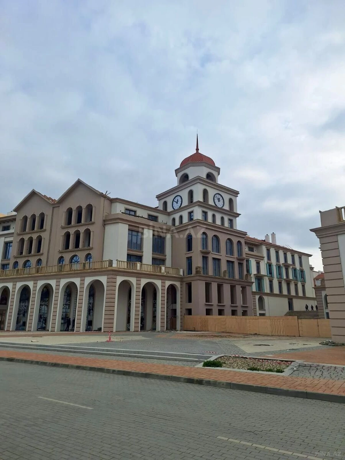 Satılır 1 otaqlı mənzil 44 m²