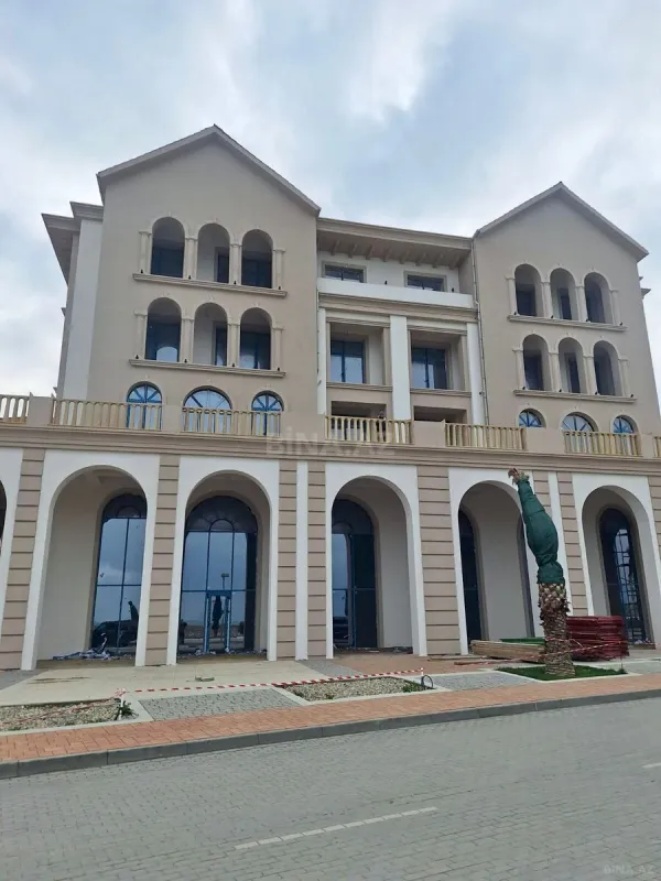 Satılır 1 otaqlı mənzil 44 m²