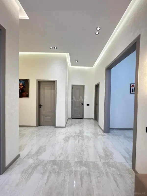 Satılır 4 otaqlı həyət evi 190 m²