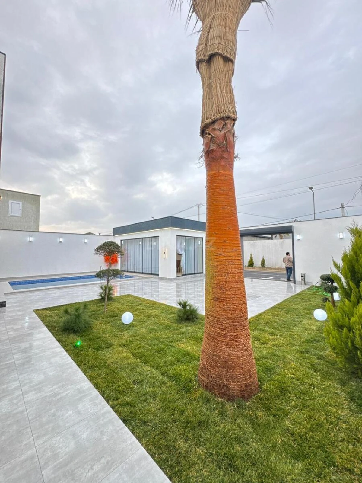 Satılır 4 otaqlı həyət evi 190 m²