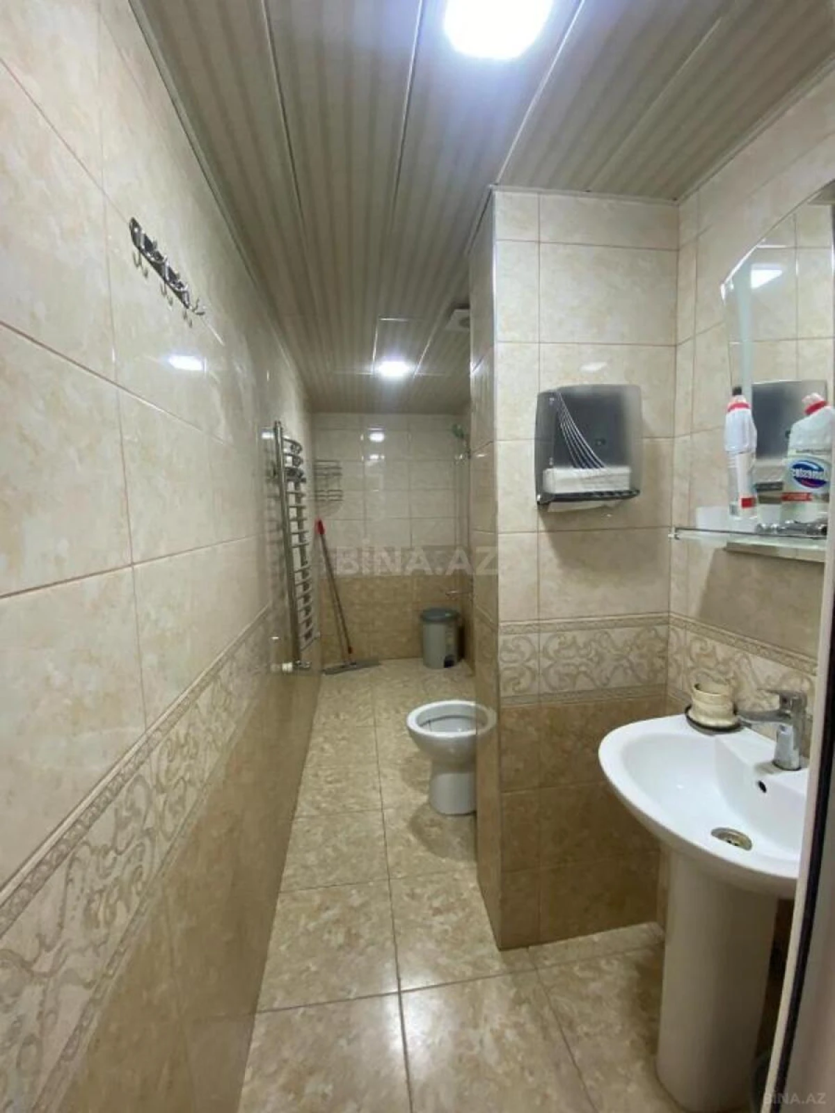 Satılır obyekt 285 m²