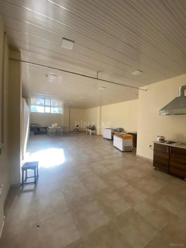 Satılır obyekt 285 m²