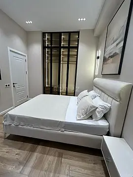 Kirayə verilir 2 otaqlı mənzil 66 m²