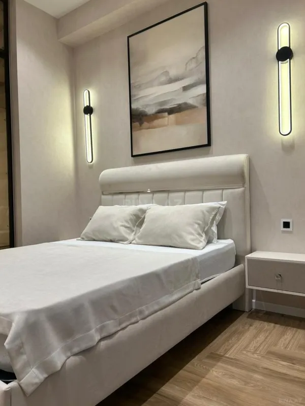Kirayə verilir 2 otaqlı mənzil 66 m²