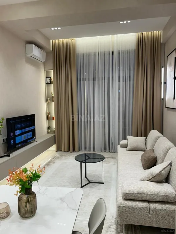 Kirayə verilir 2 otaqlı mənzil 66 m²