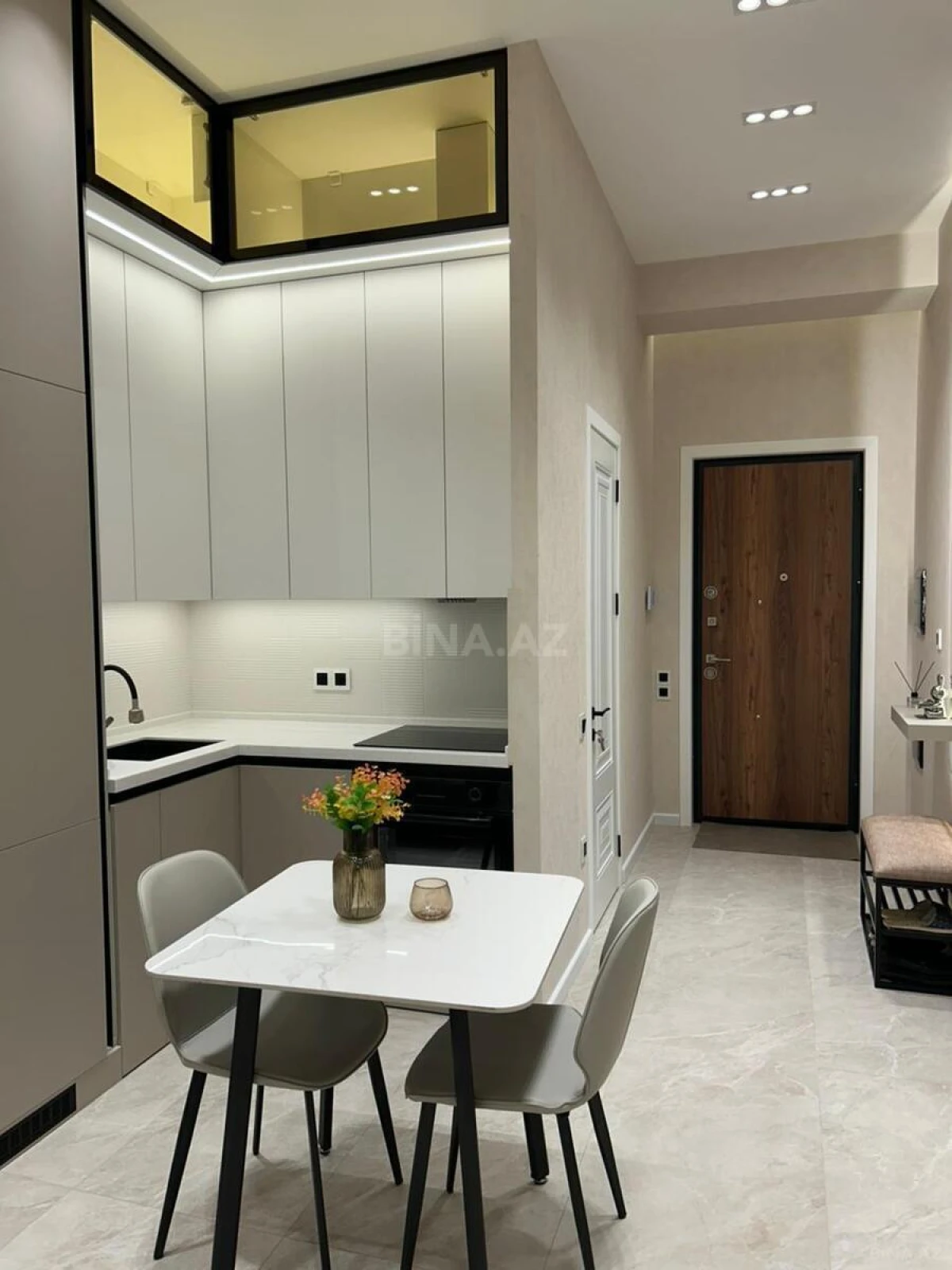 Kirayə verilir 2 otaqlı mənzil 66 m²