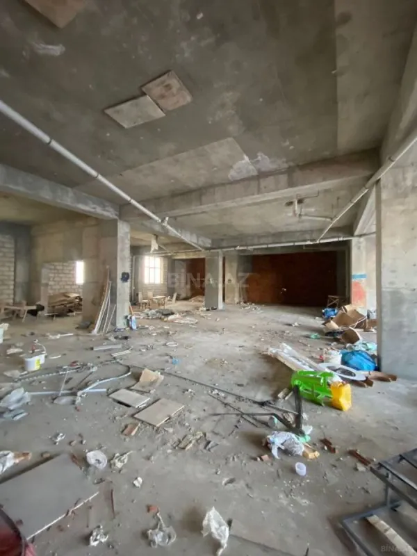 Satılır obyekt 400 m²