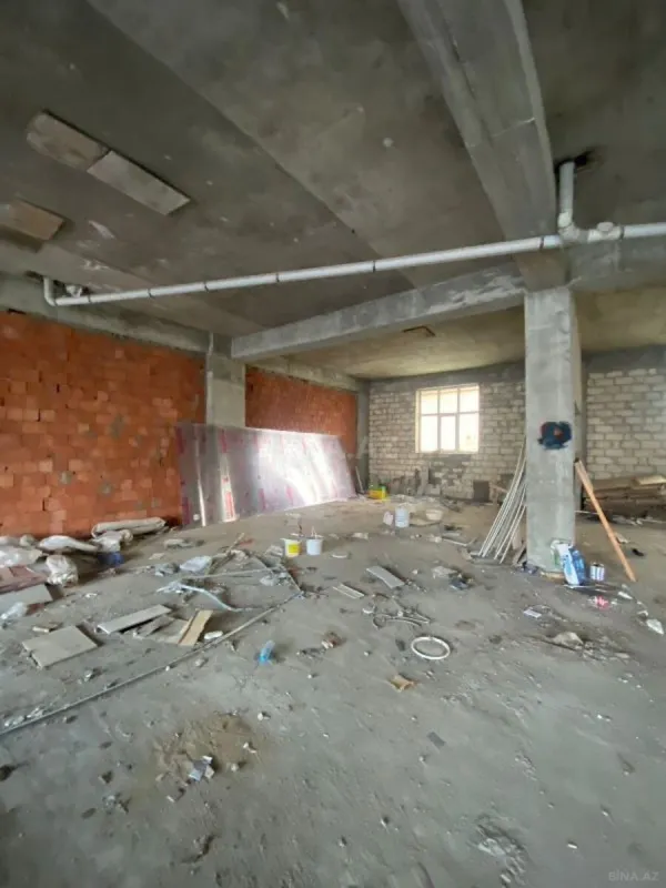 Satılır obyekt 400 m²