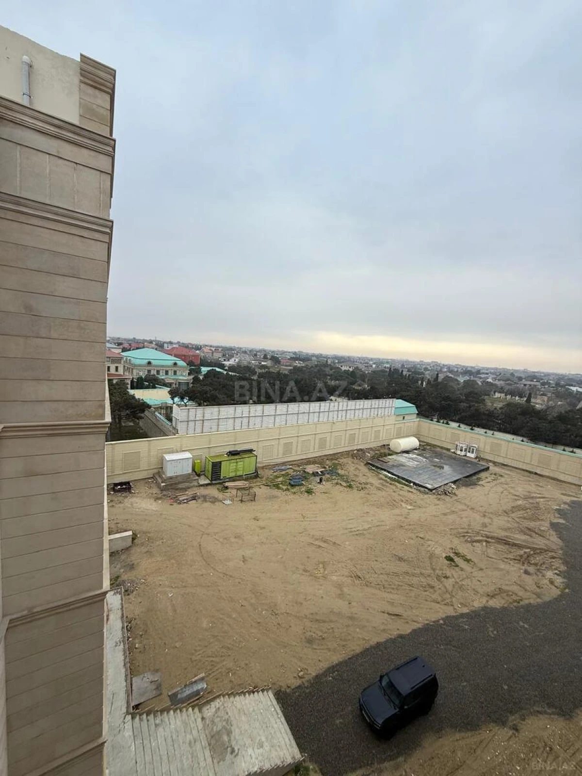 Satılır 3 otaqlı mənzil 108 m²