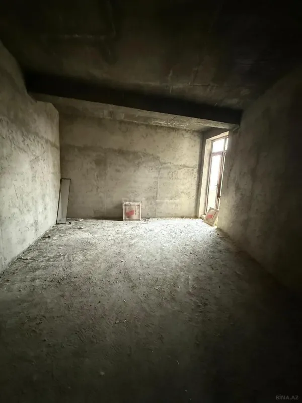 Satılır 3 otaqlı mənzil 108 m²