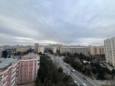 Satılır 3 otaqlı mənzil 135 m² — Bakı, Nizami 3 otaq 135.00 m²