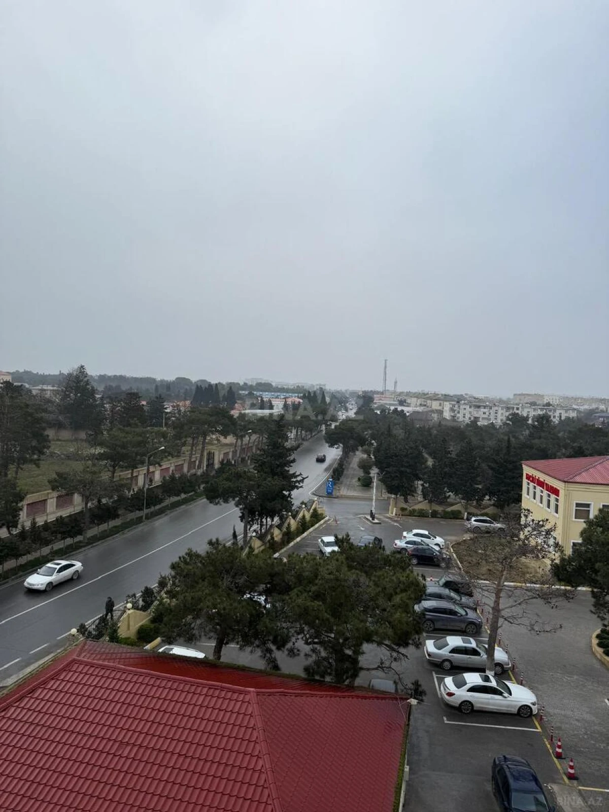 Satılır 1 otaqlı mənzil 68 m²