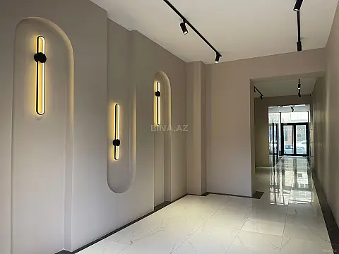 Satılır 4 otaqlı mənzil 157.5 m²