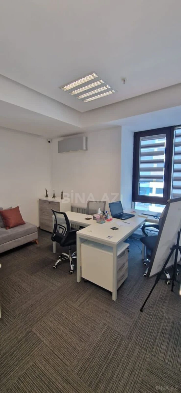 Kirayə verilir 3 otaqlı ofis 93 m²