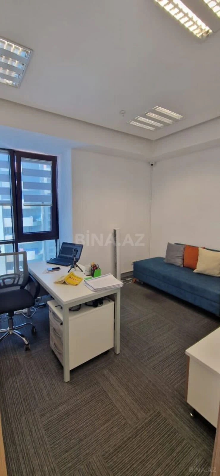 Kirayə verilir 3 otaqlı ofis 93 m²