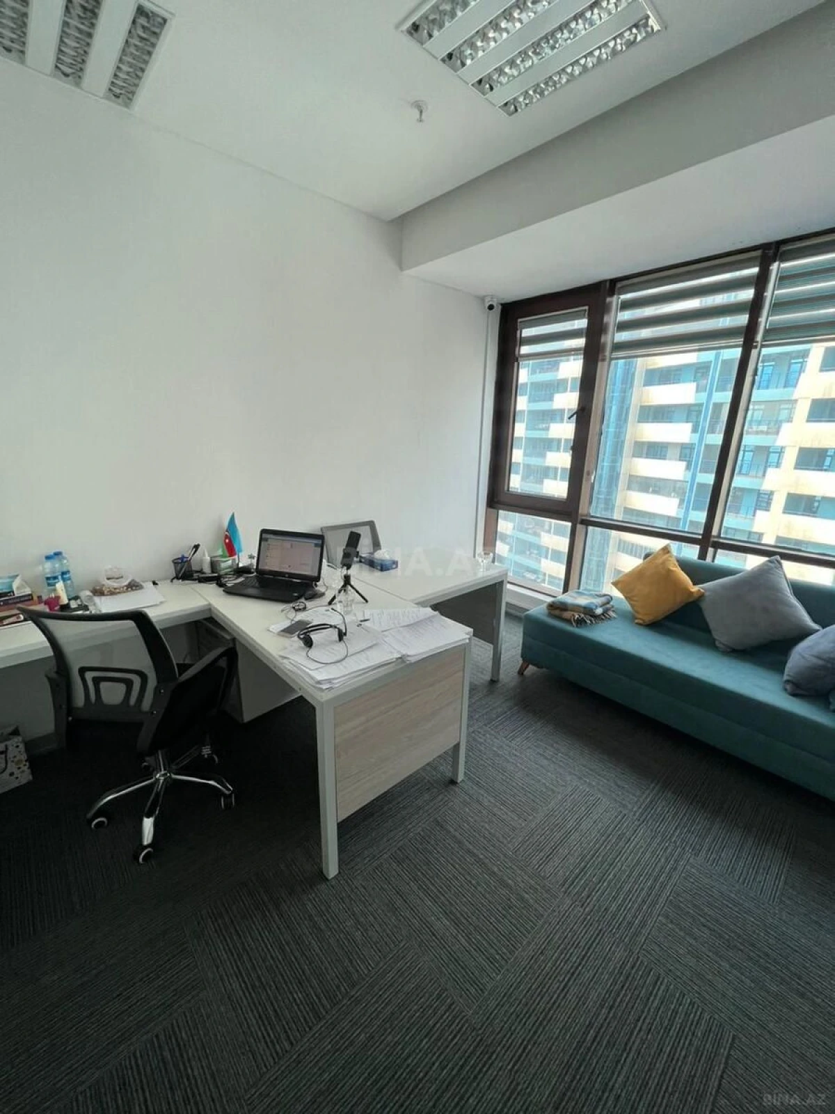 Kirayə verilir 3 otaqlı ofis 93 m²