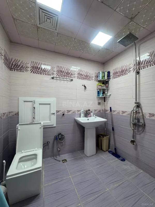 Satılır 2 otaqlı mənzil 86 m²