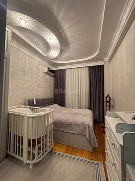 Satılır 2 otaqlı mənzil 86 m²