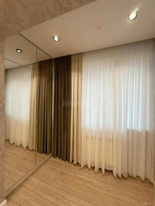 Satılır 2 otaqlı mənzil 55 m²