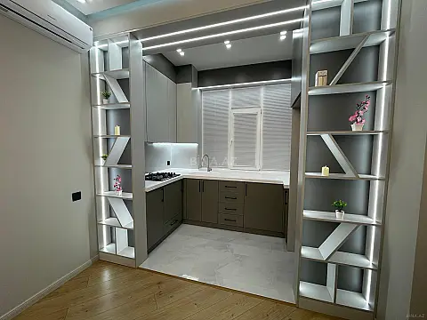 Satılır 2 otaqlı mənzil 55 m²