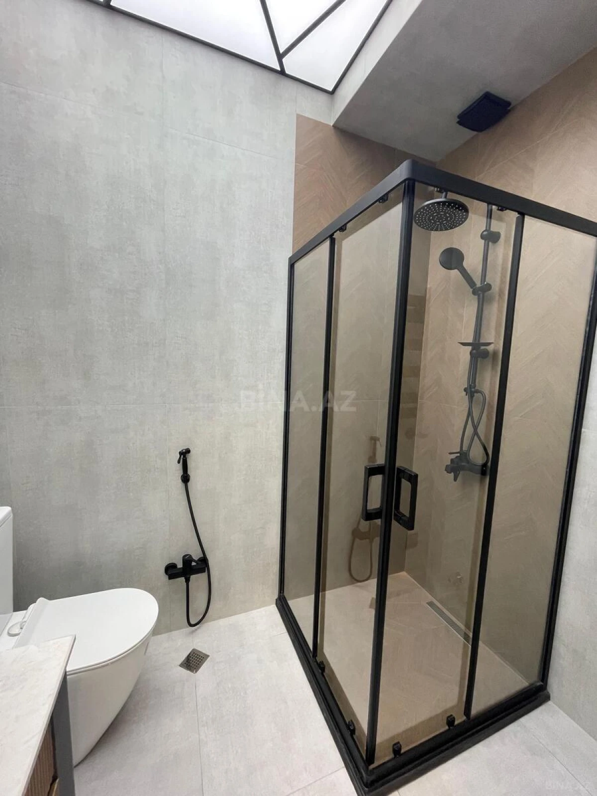 Satılır 2 otaqlı mənzil 55 m²