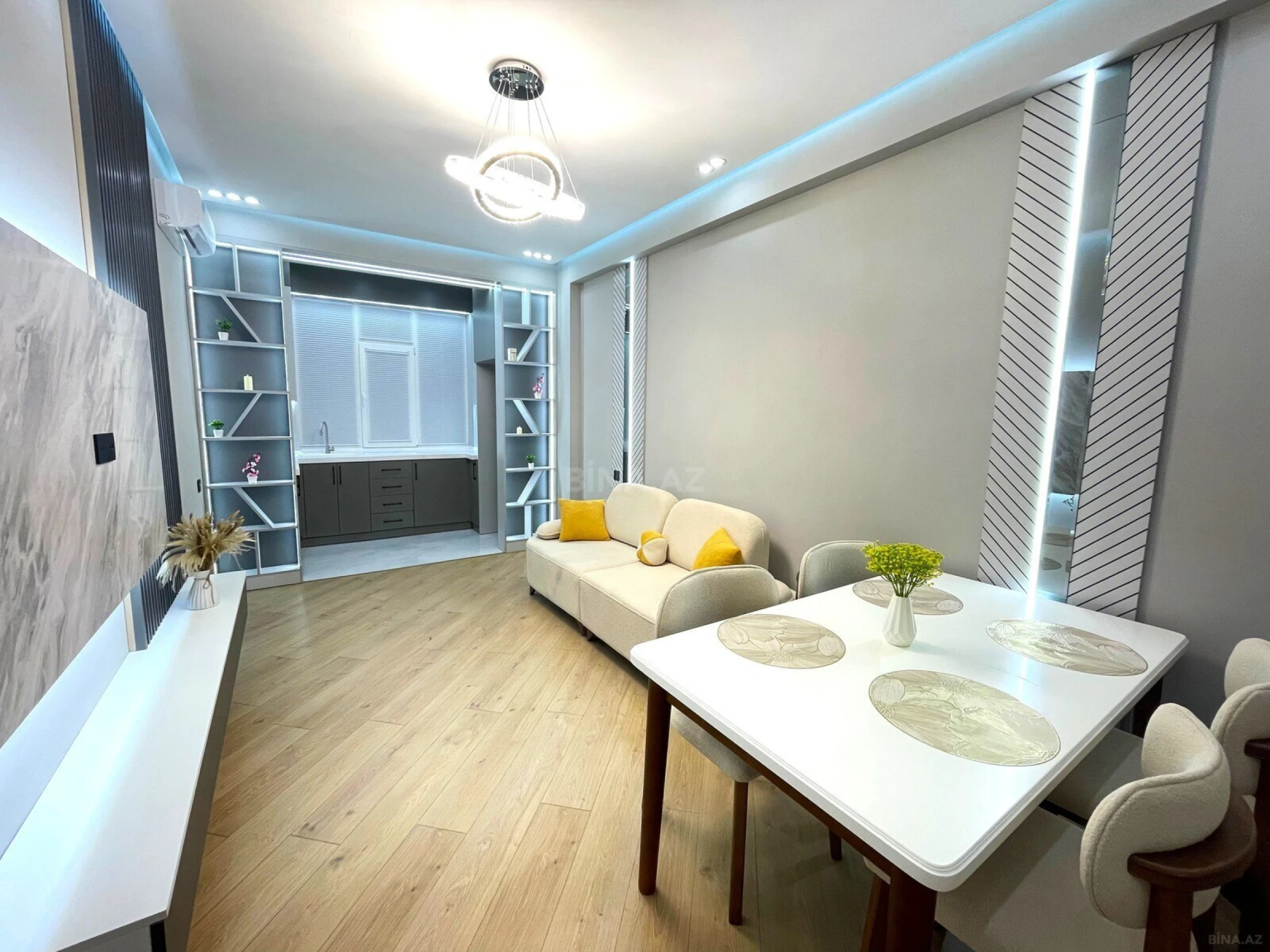 Satılır 2 otaqlı mənzil 55 m²
