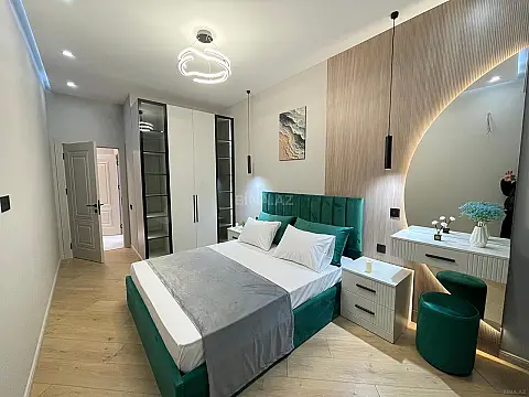 Satılır 2 otaqlı mənzil 55 m²