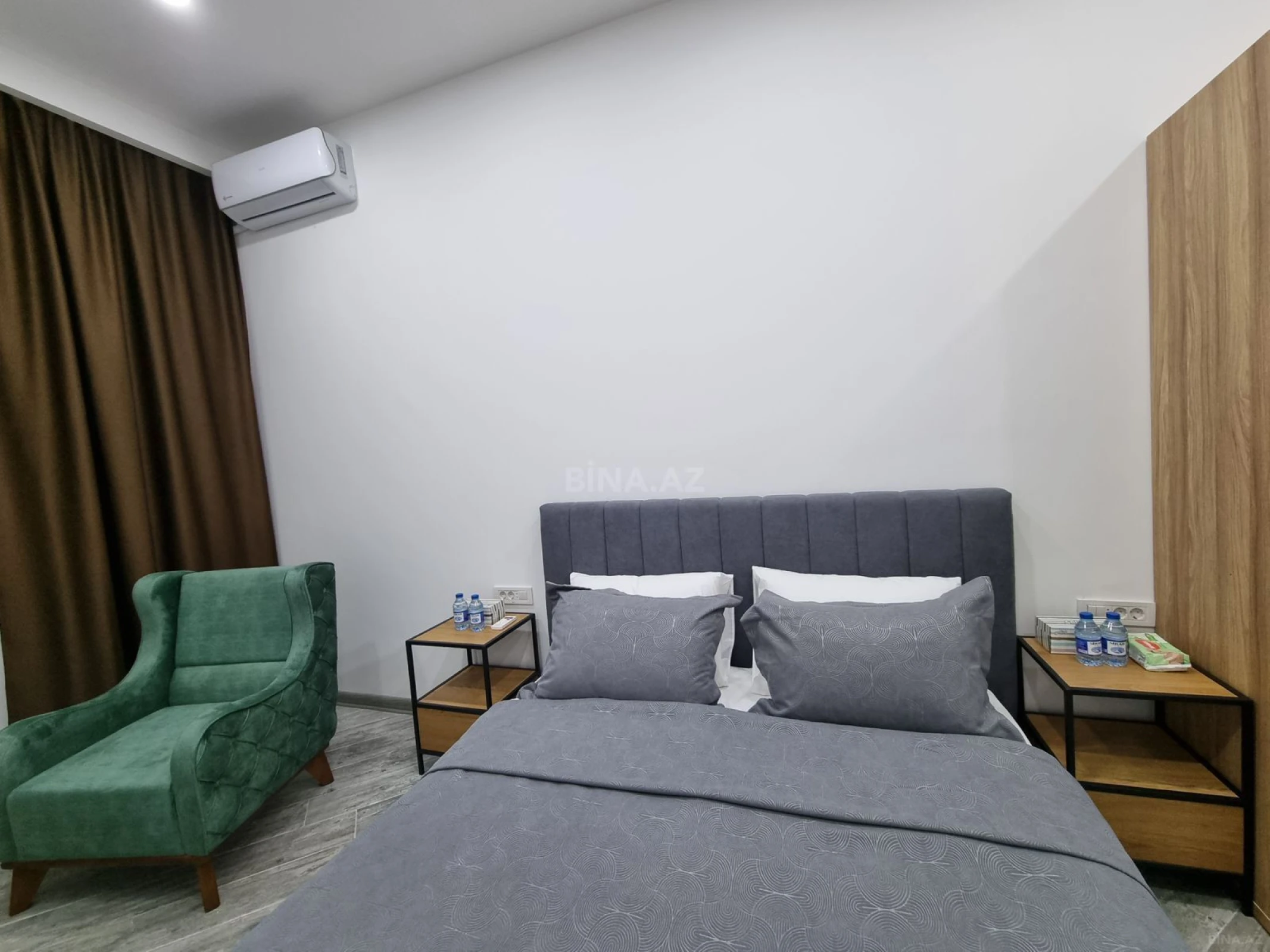 Satılır 2 otaqlı mənzil 93 m²