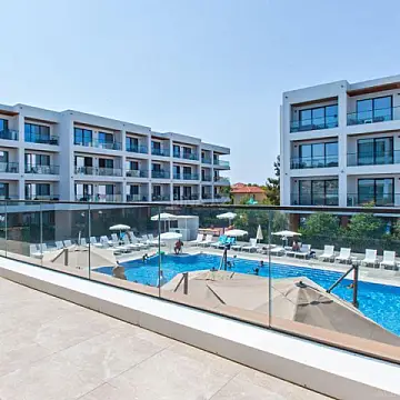 Satılır 2 otaqlı mənzil 93 m²