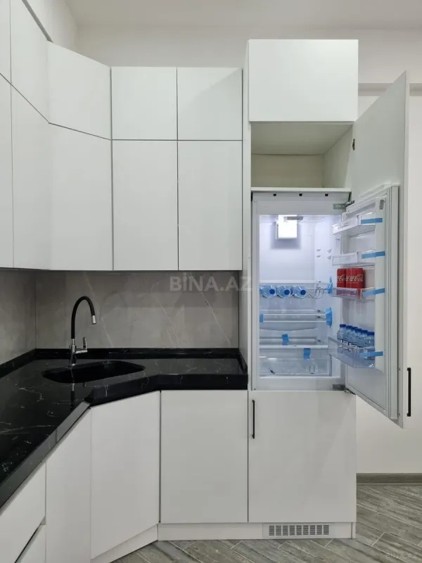Satılır 2 otaqlı mənzil 93 m²
