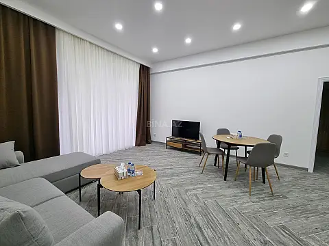 Satılır 2 otaqlı mənzil 93 m²