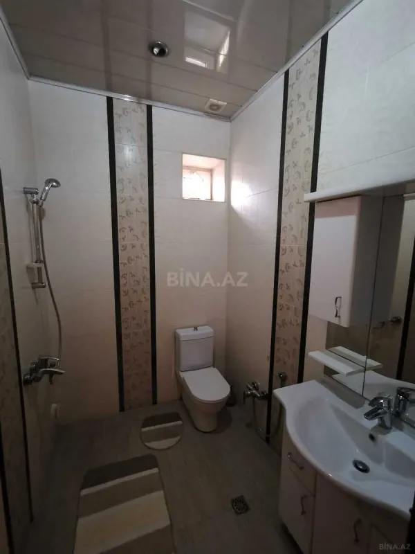 Satılır 7 otaqlı həyət evi 400 m²