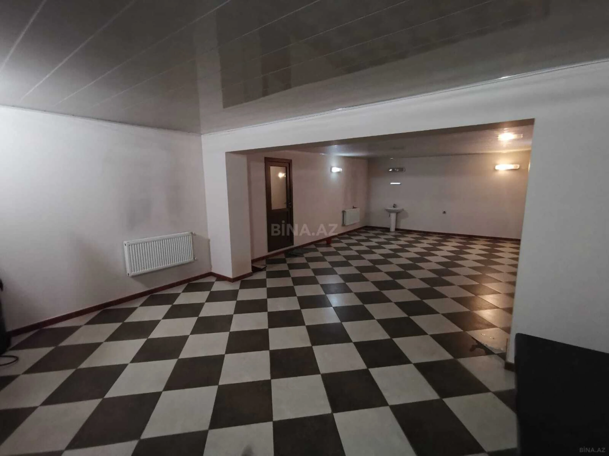 Satılır 7 otaqlı həyət evi 400 m²