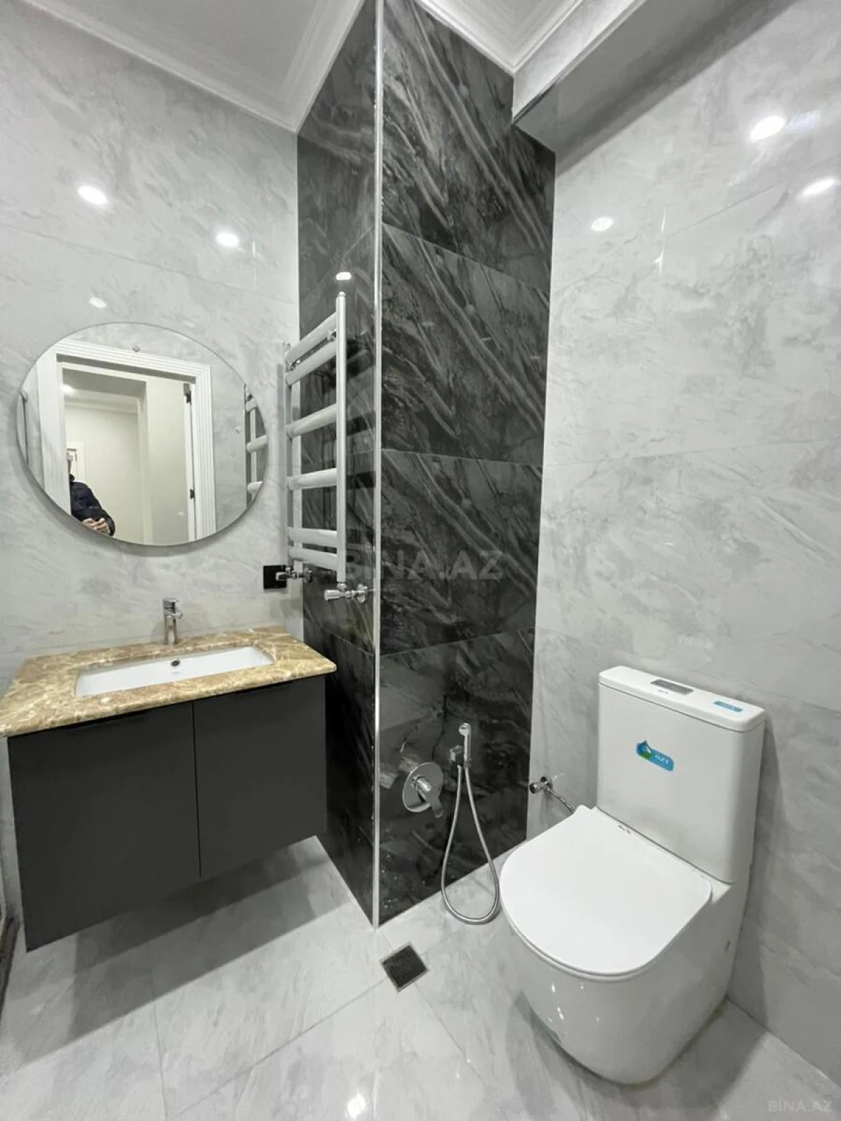 Satılır 3 otaqlı mənzil 100 m²