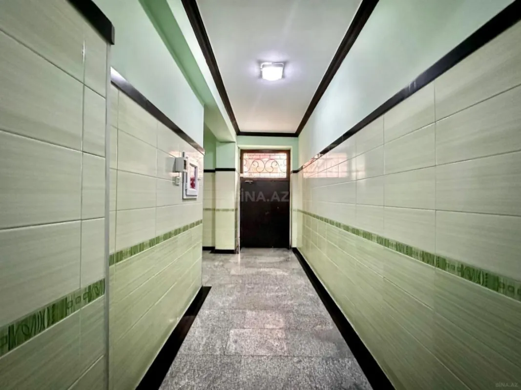 Satılır 3 otaqlı mənzil 125 m²