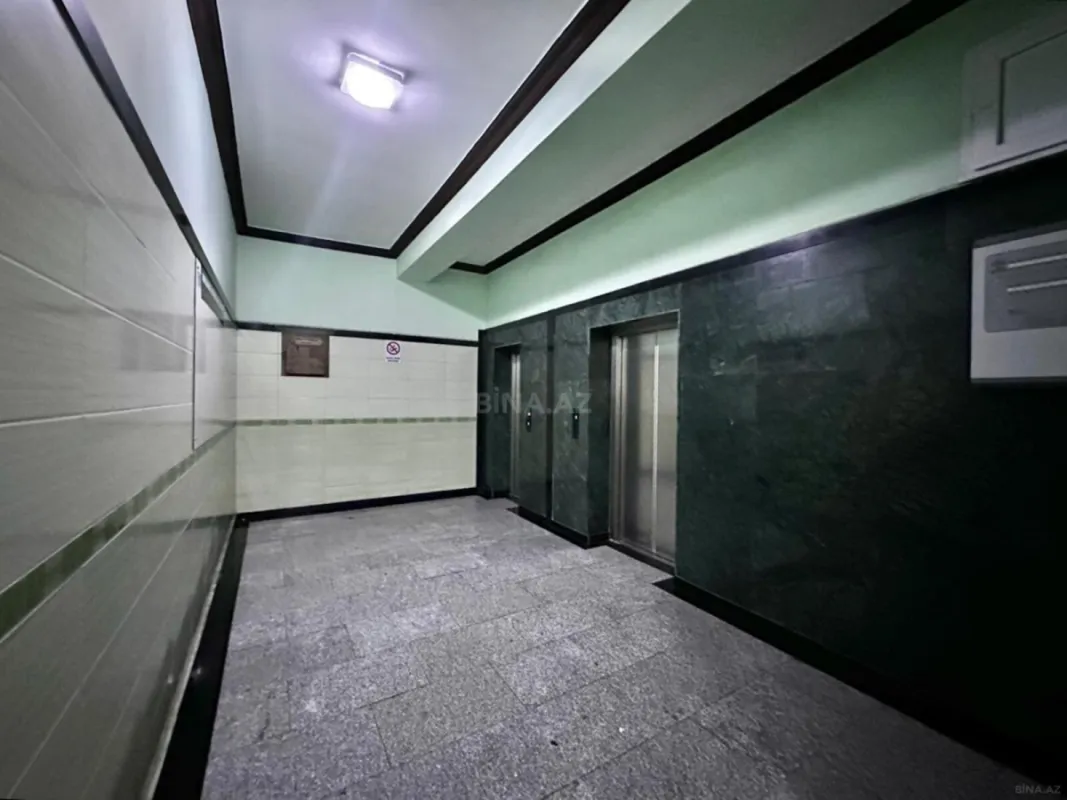 Satılır 3 otaqlı mənzil 125 m²