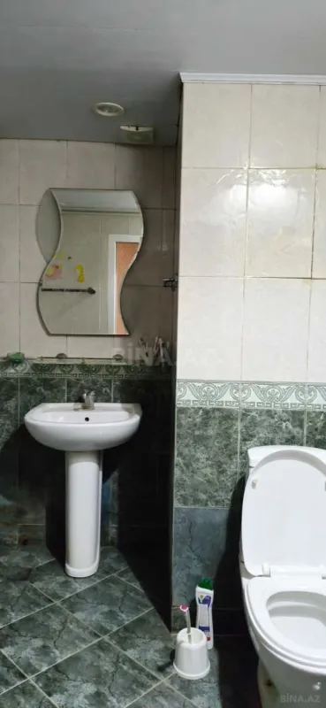 Satılır 5 otaqlı mənzil 115 m²