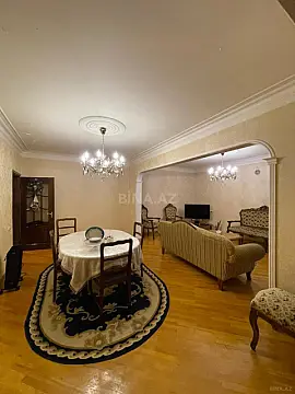 Satılır 5 otaqlı mənzil 115 m²