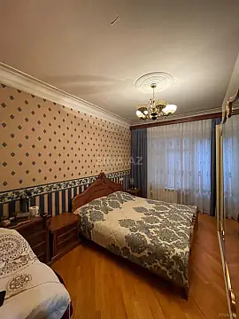 Satılır 5 otaqlı mənzil 115 m²