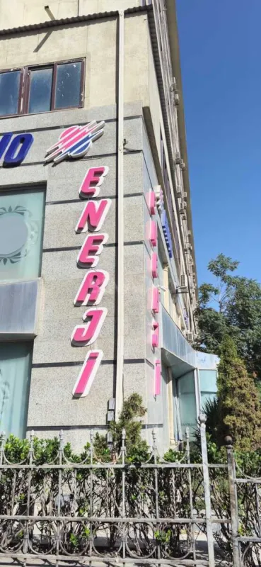 Satılır 5 otaqlı mənzil 115 m²