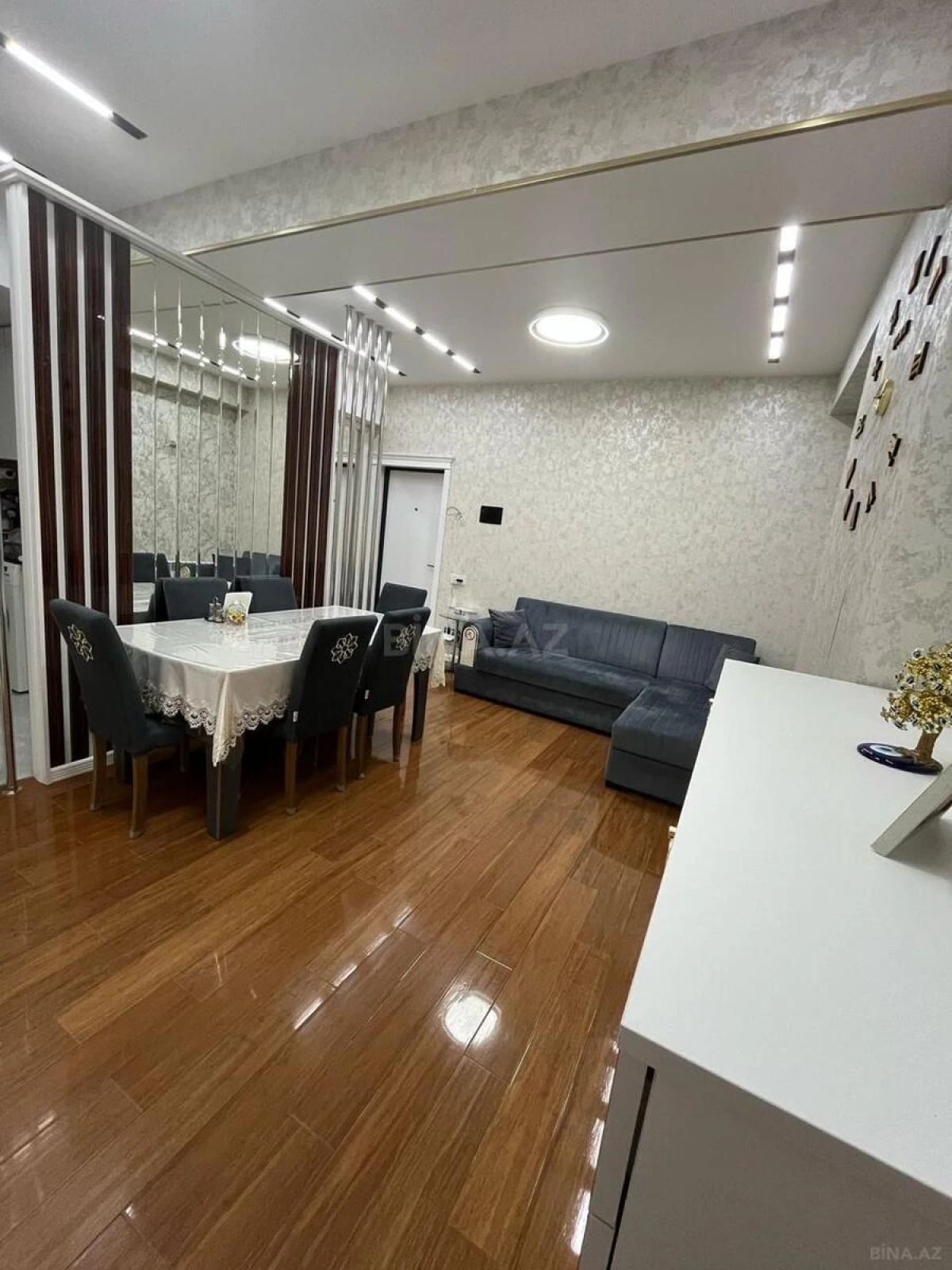 Satılır 3 otaqlı mənzil 66 m²