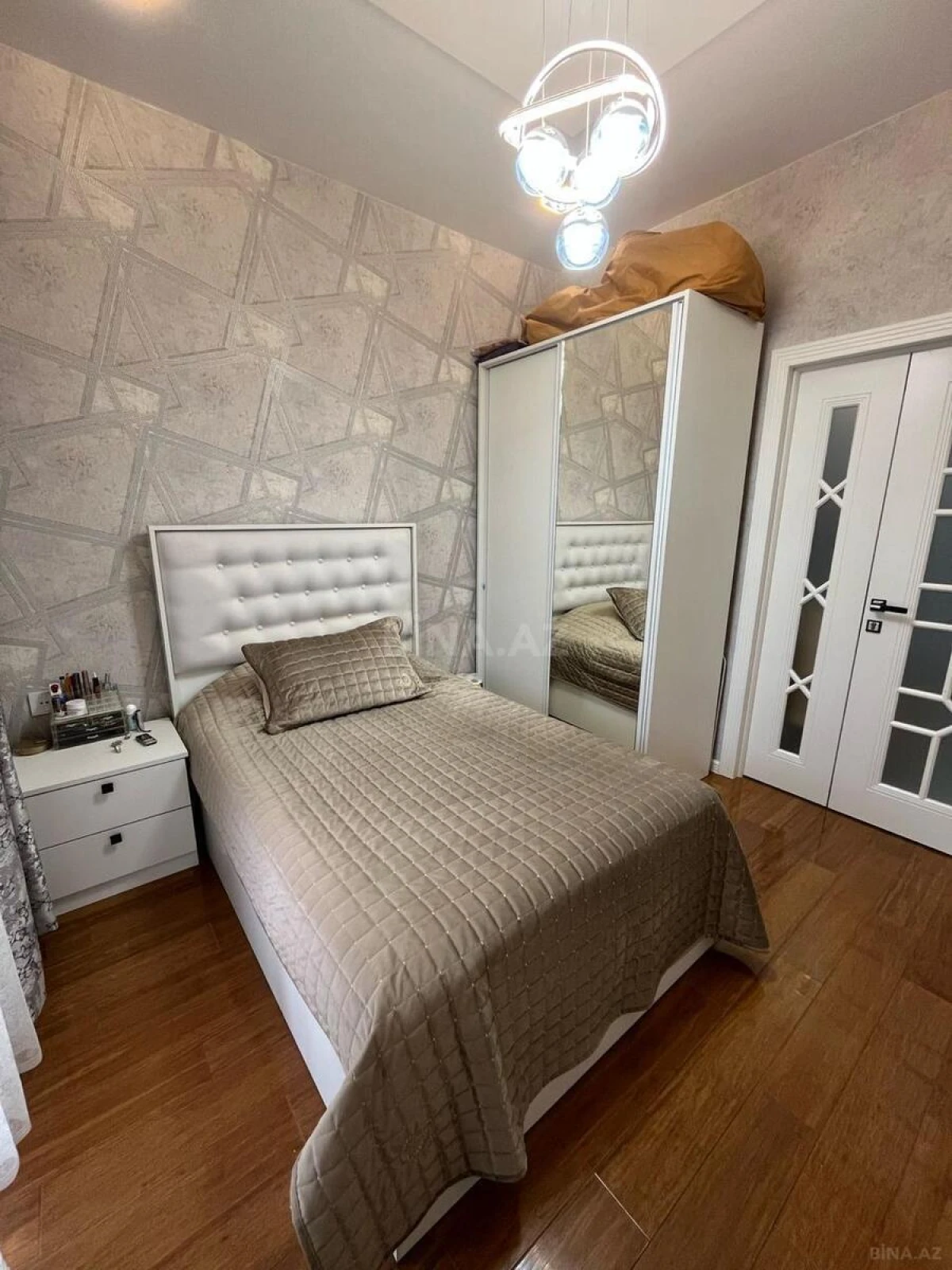 Satılır 3 otaqlı mənzil 66 m²