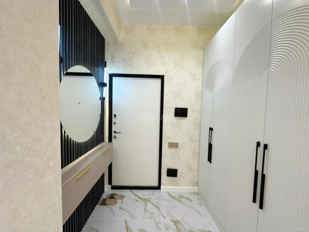 Satılır 2 otaqlı mənzil 85 m²