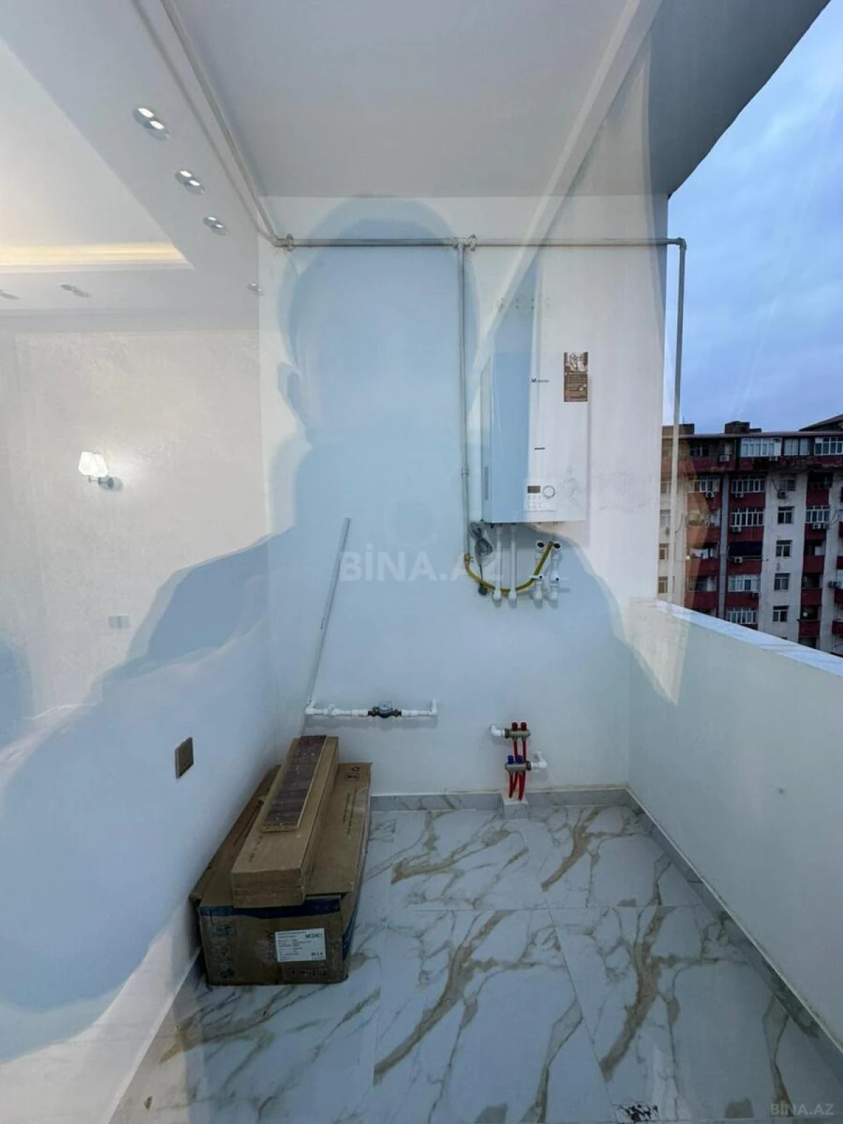 Satılır 2 otaqlı mənzil 85 m²