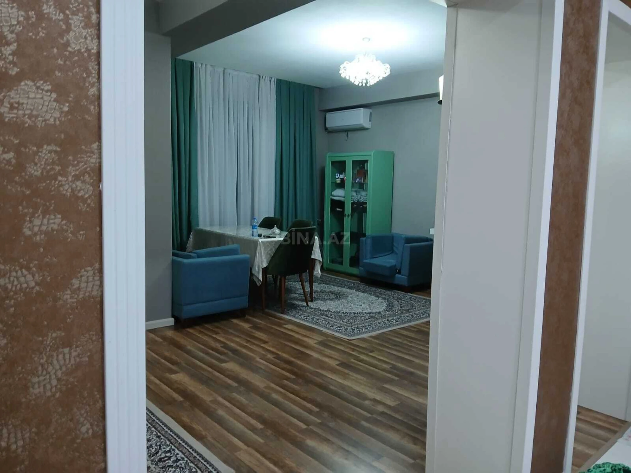 Satılır 2 otaqlı mənzil 65 m²