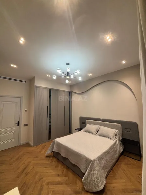 Kirayə verilir 2 otaqlı mənzil 76 m²
