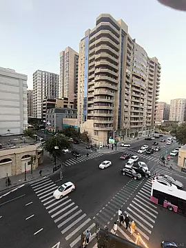 Kirayə verilir 2 otaqlı mənzil 60 m² — Bakı, Xətai m/s yanı 2 otaq 60.00 m²