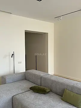 Kirayə verilir 2 otaqlı mənzil 97 m²