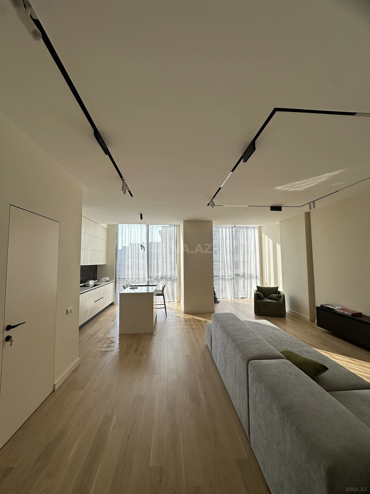 Kirayə verilir 2 otaqlı mənzil 97 m²